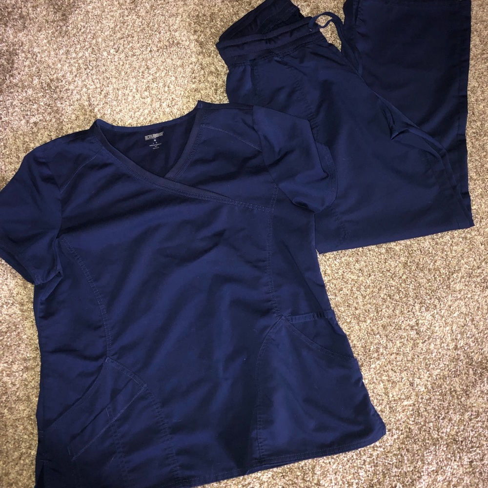 Scrub set women’s